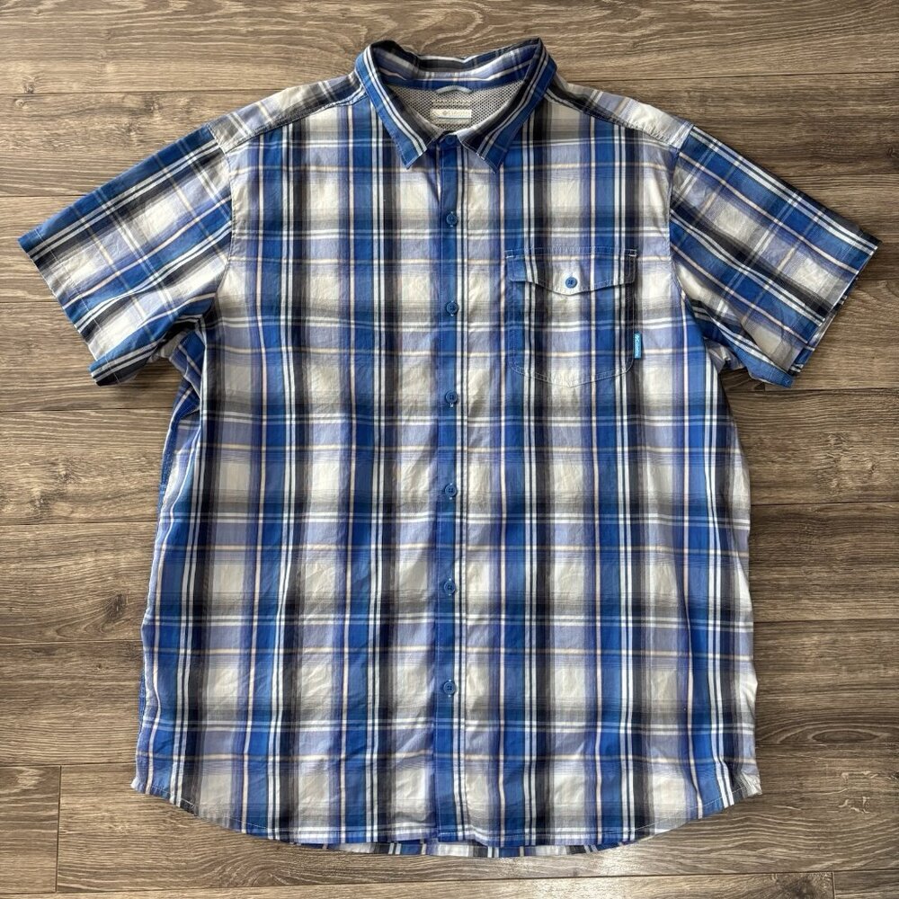 Columbia Blue White Plaid Short-Sleeve Button Down